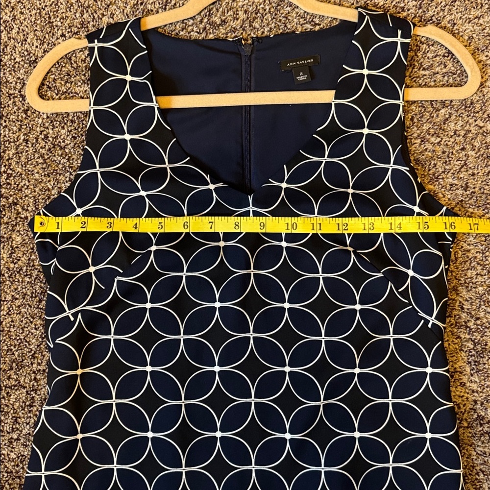 Ann Taylor Dress Black/Blue White pattern size 2 zipper back sleeveless - Picture 11 of 12